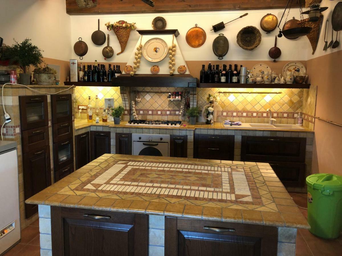Villa "Casa Al Chiazzullo" Mirabella Eclano Экстерьер фото