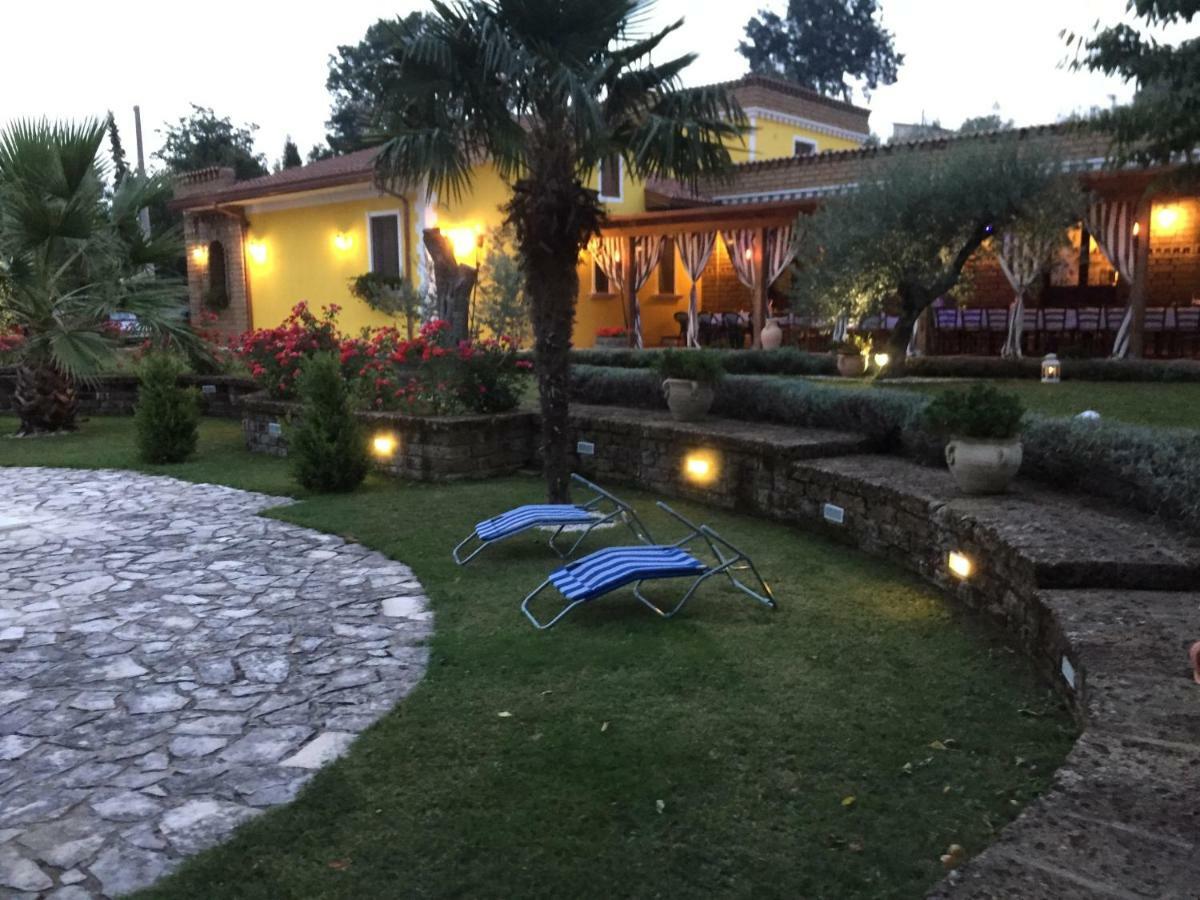 Villa "Casa Al Chiazzullo" Mirabella Eclano Экстерьер фото