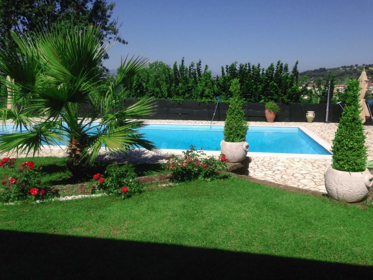 Villa "Casa Al Chiazzullo" Mirabella Eclano Экстерьер фото