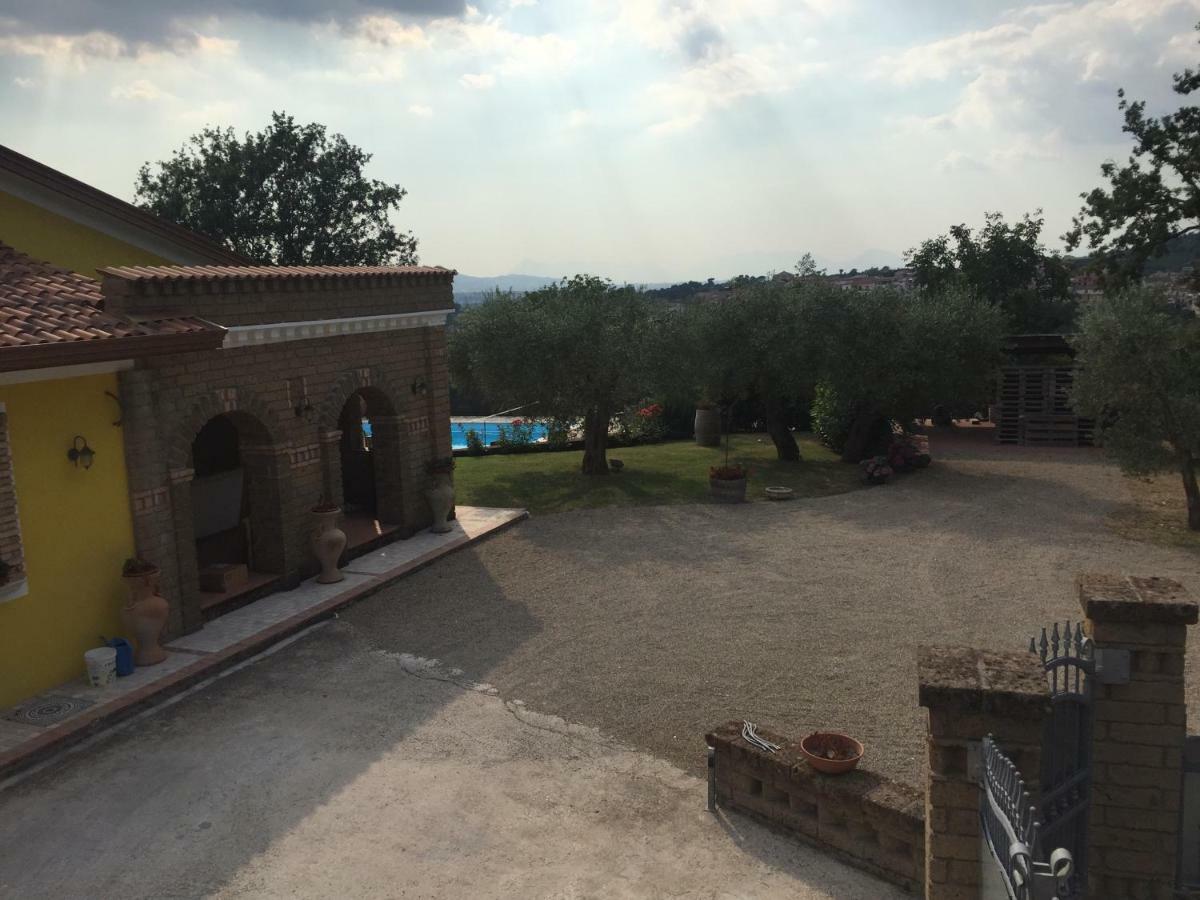 Villa "Casa Al Chiazzullo" Mirabella Eclano Экстерьер фото